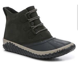 Sorel waterproof Out and About Duck Boot